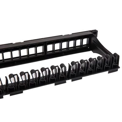 Het Comité van het het Netwerkflard van CAT5 CAT6 Comité van het de Havenflard van UTP het Spatie Leeggemaakte RJ45 24