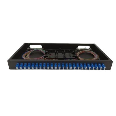 FTTH ODF Wall Mount 48 Vezels Fiber Optic Patch Panel Met LC Duplex Koppeling Pigtails